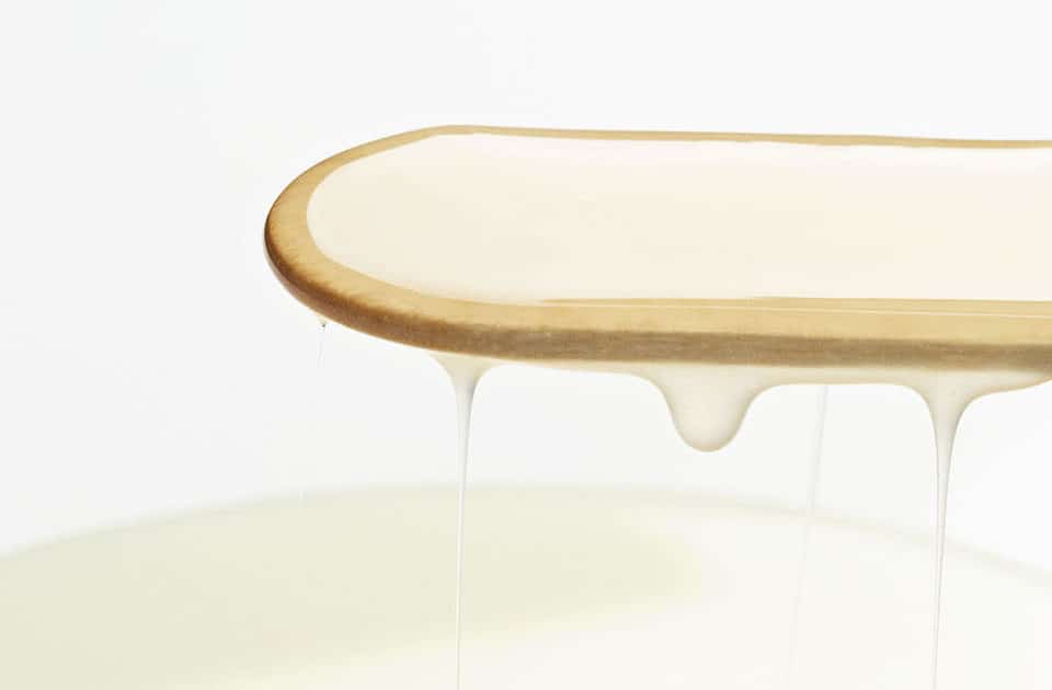 Veganes Waxing Wachs im Studioeinsatz &ndash; was wirklich z&auml;hlt